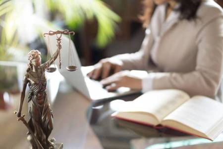 Notre zone d'activité pour ce service Défense des sportifs professionnels avec un avocat en gestion de contrats de travail et sponsoring